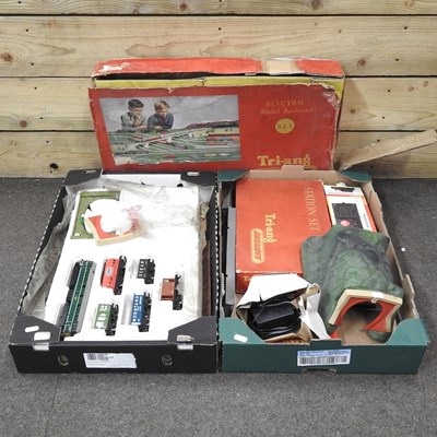 Lot 387 - A collection of Triang model railway