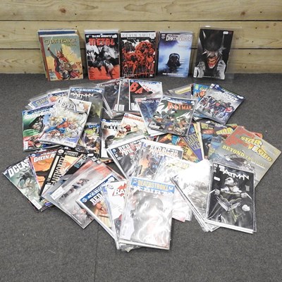 Lot 585 - A collection of comics