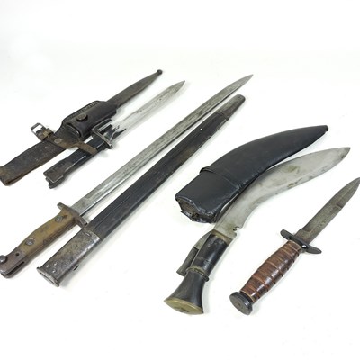 Lot 53 - A bayonet, US military dagger, kukri and knife