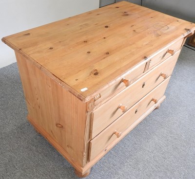 Lot 223 - A pine chest