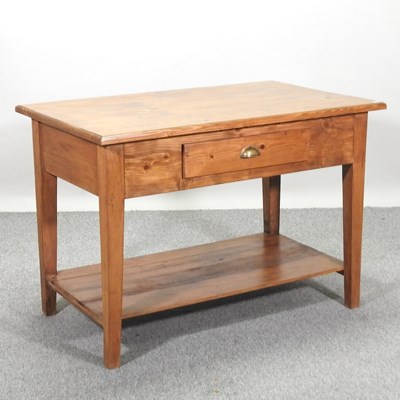 Lot 427 - A modern pine side table