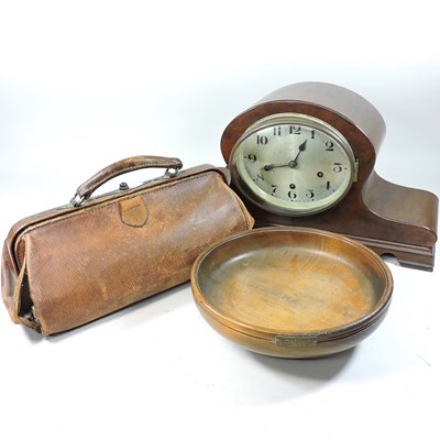 Lot 156 - A mantel clock, gladstone bag and bowl