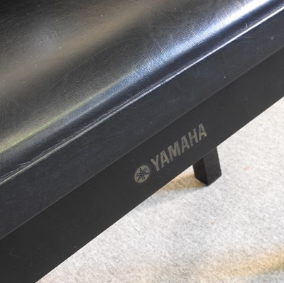 Lot 50 - A Yamaha Clavinova electric organ