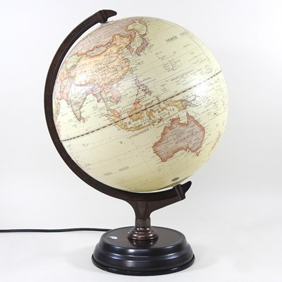 Lot 70 - A student's globe