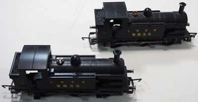 Lot 28 - A collection of Hornby OO gauge engines