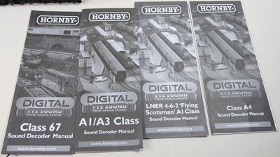 Lot 28 - A collection of Hornby OO gauge engines