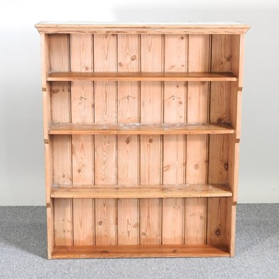 Lot 232 - A pine plate rack