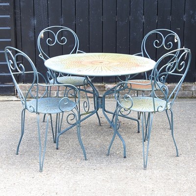 Lot 149 - A patio set