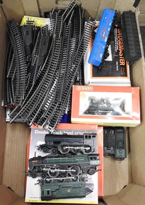 Lot 271 - A collection of Hornby railway