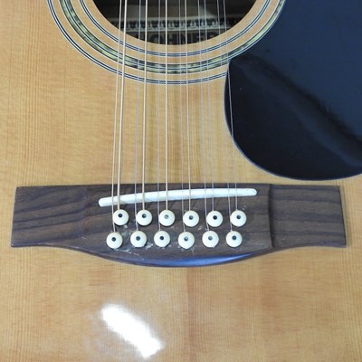 Lot 61 - A Hohner acoustic guitar