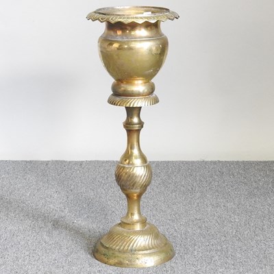 Lot 22 - A brass jardinière