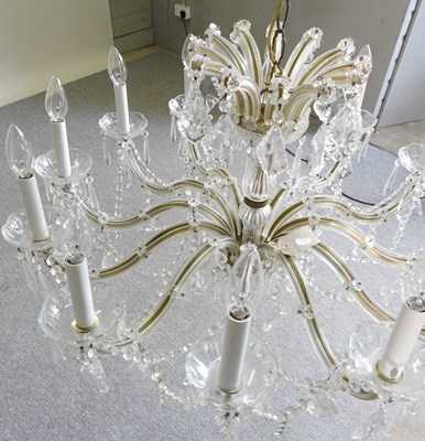 Lot 32 - A French crystal chandelier