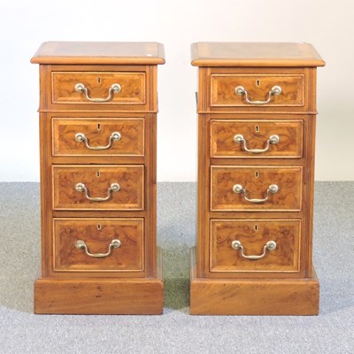 Lot 288 - A pair of walnut bedside chests