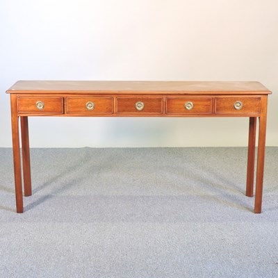 Lot 376 - A walnut side table