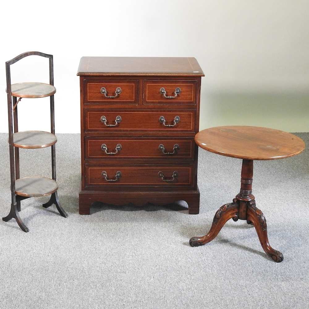 Lot 350 - A reproduction chest, cakestand and table