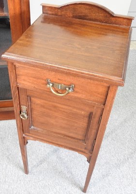 Lot 83 - A George III washstand and cabinets