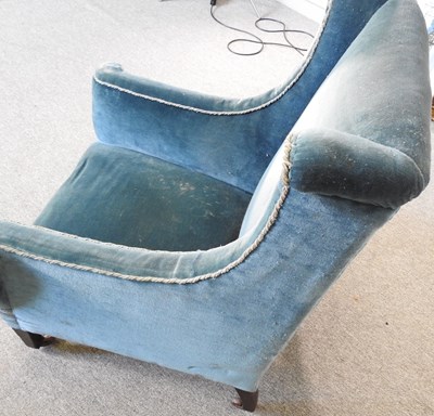 Lot 516 - An Edwardian armchair