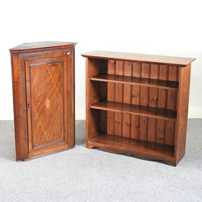 Lot 199 - A George III cabinet and bookcase