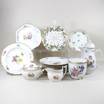 Lot 738 - A 19th century Copenhagen porcelain part dessert service