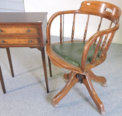 Lot 273 - An early 20th century desk chair