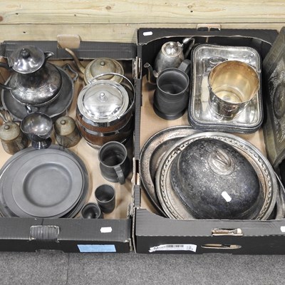 Lot 262 - A collection of silver plate and metal wares