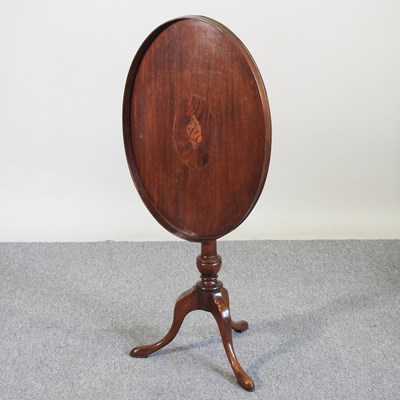 Lot 528 - A 19th century occasional table