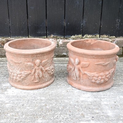 Lot 2 - A pair of terracotta pots