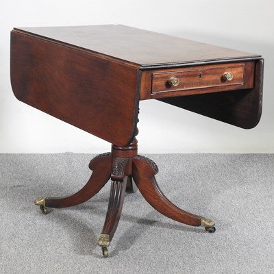 Lot 310 - A Regency mahogany pembroke table