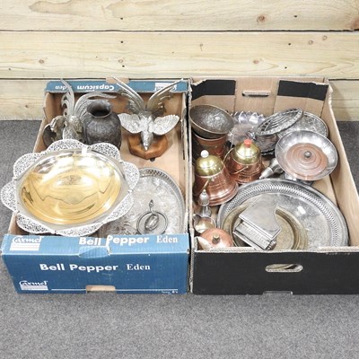 Lot 71 - A collection of metal wares