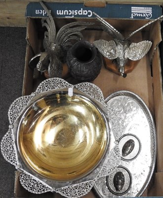 Lot 71 - A collection of metal wares