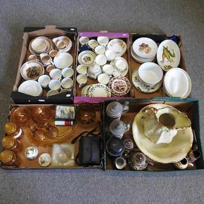 Lot 44 - A large collection of china and glass