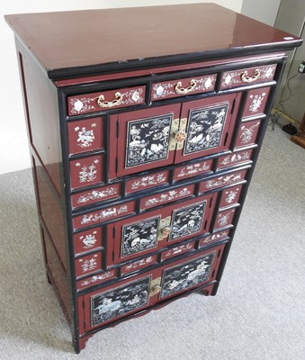 Lot 793 - A Chinese lacquered cabinet