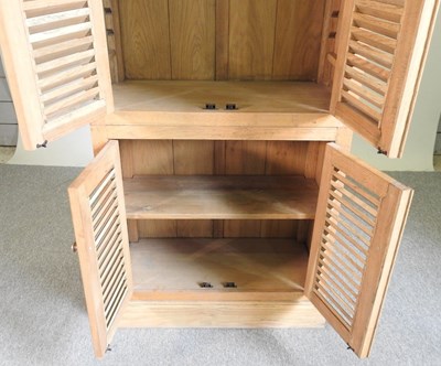 Lot 655 - An oak cabinet