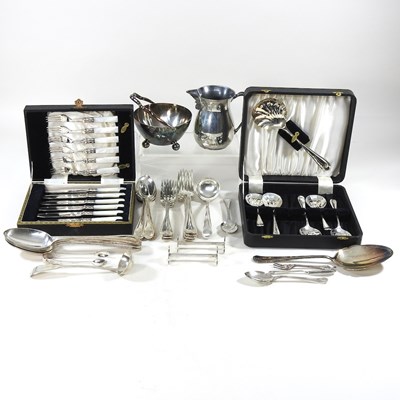 Lot 733 - A collection of silver plated cutlery