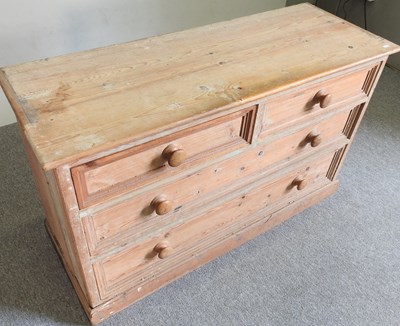 Lot 827 - An antique pine chest