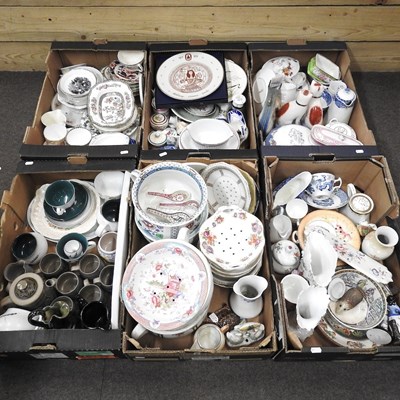 Lot 837 - A collection of china