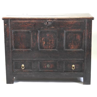 Lot 820 - A small 18th century mule chest