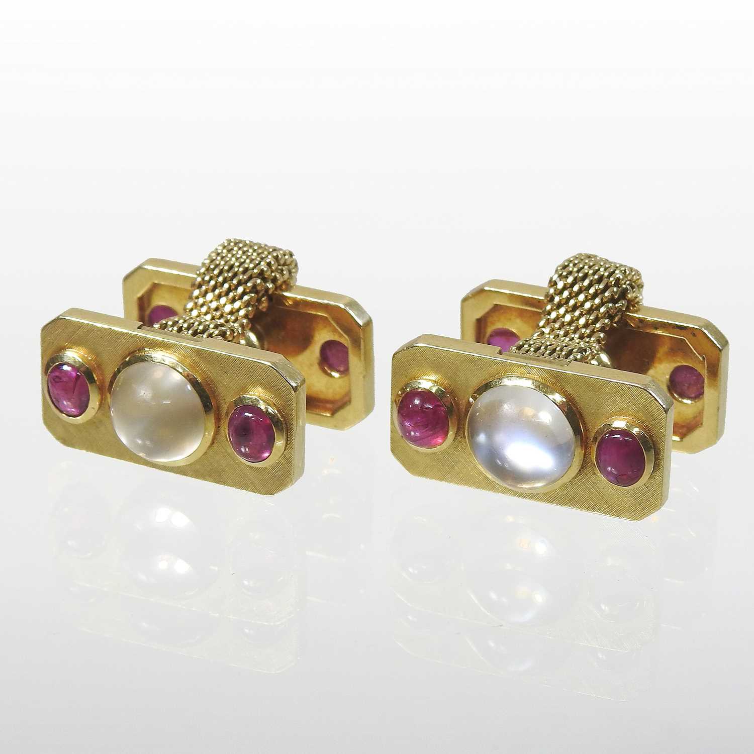 Lot 16 - A pair of Swiss Meister 18 carat gold cufflinks