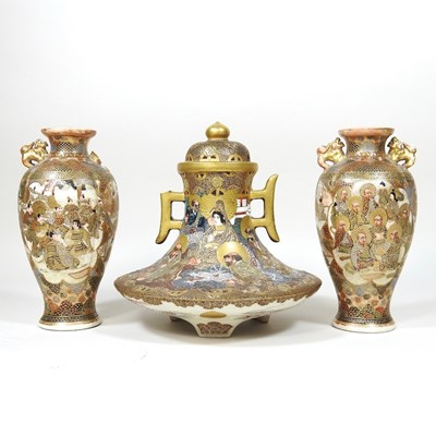 Lot 86 - A pair of Satsuma vases