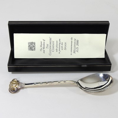 Lot 188 - A millennium silver presentation spoon