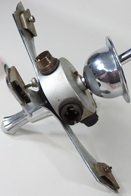 Lot 567 - A chrome light fitting