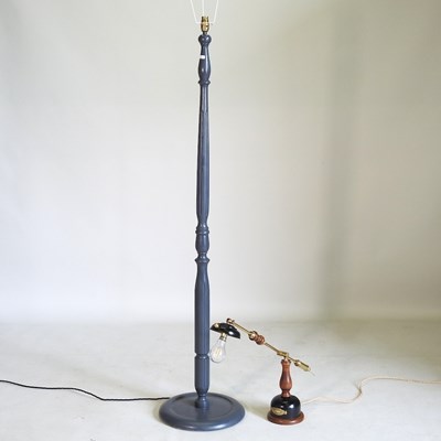 Lot 749 - Two lamps