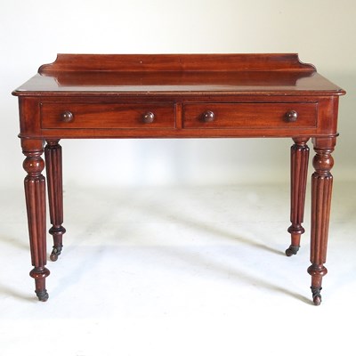 Lot 207 - A Victorian mahogany side table