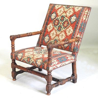 Lot 187 - A 17th century throne chair