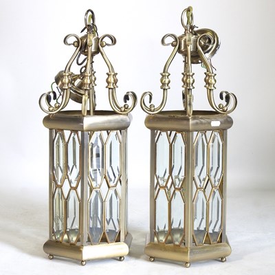 Lot 763 - A pair of hanging lanterns