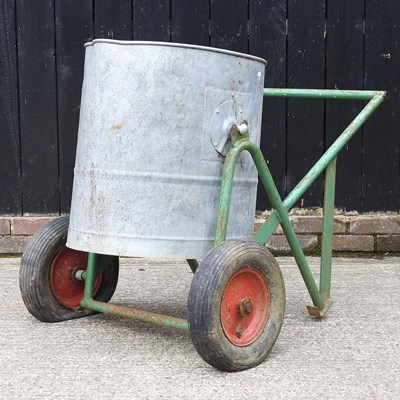 Lot 435 - A water bowser