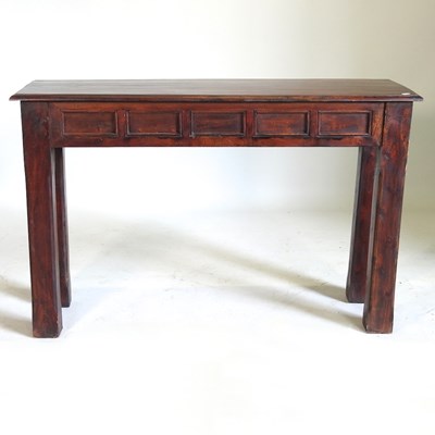 Lot 826 - A hardwood side table