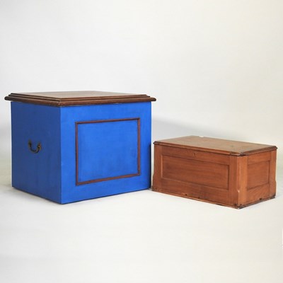 Lot 579 - Two boxes