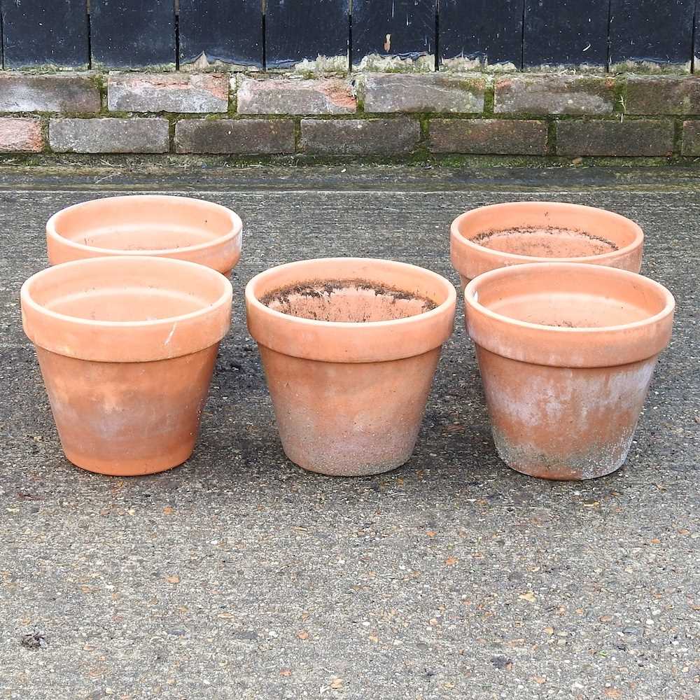 Lot 777 - Five matching terracotta garden pots