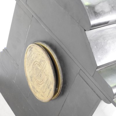 Lot 559 - A Victorian black slate mantel clock